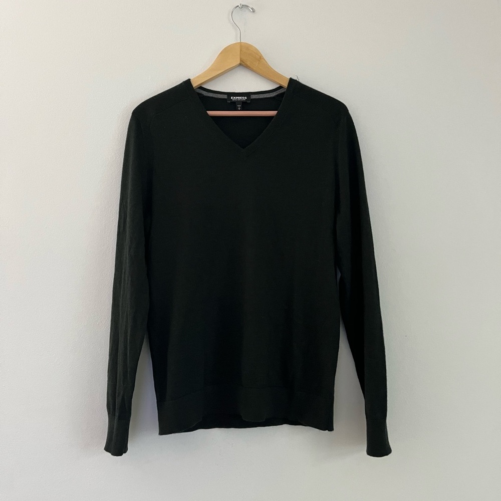 Express Men’s Merino Wool V Neck Sweater